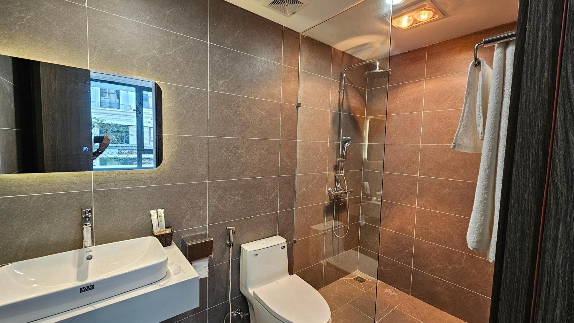 Tom Apartment - Vinhomes Marina ไฮฟอง ภายนอก รูปภาพ