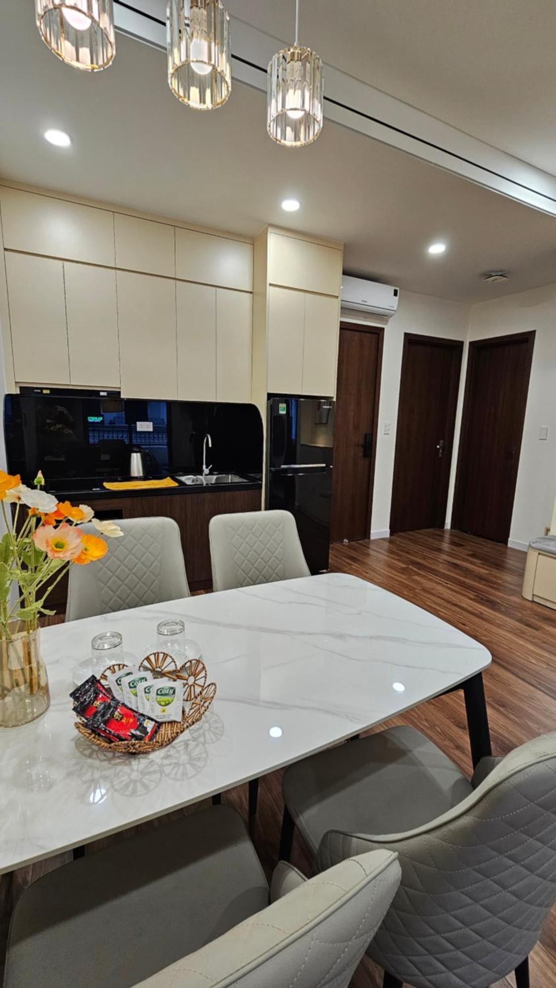 Tom Apartment - Vinhomes Marina ไฮฟอง ภายนอก รูปภาพ