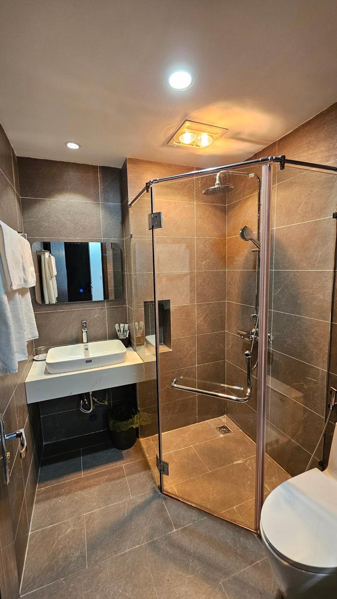 Tom Apartment - Vinhomes Marina ไฮฟอง ภายนอก รูปภาพ